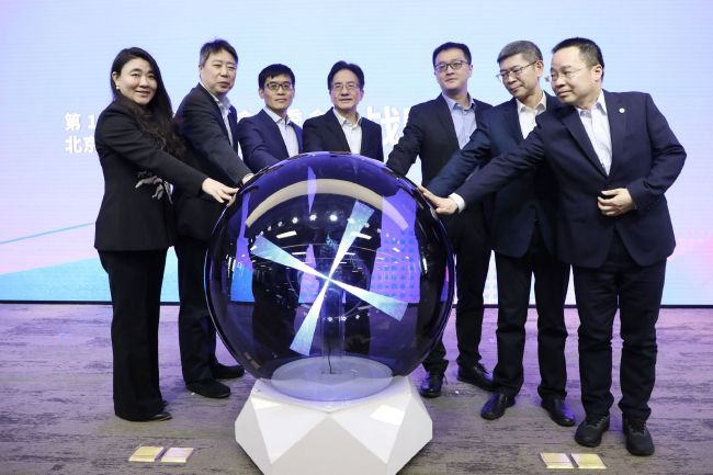 亚洲综合激情另类专区